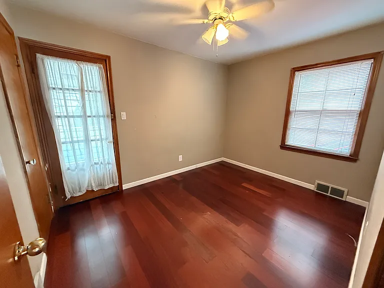 2056 Lennon St — Photo 12