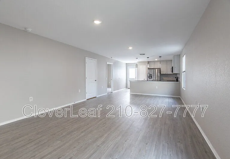 13330 Dutra Rd — Photo 6