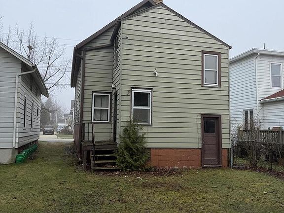 2nd image of 2219 Jefferson STREET