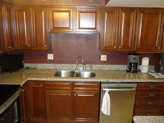 3rd image of 453 S Parkcrest Unit 438