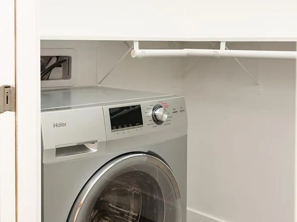 849 N Van Ness Ave #3