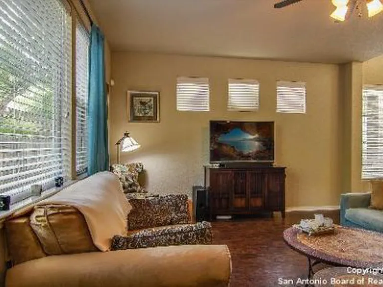 1307 Tweed Willow — Photo 3