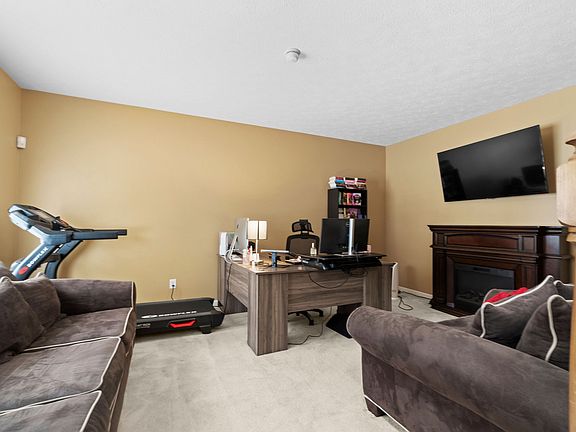 5th image of 6229 Carrington Dr