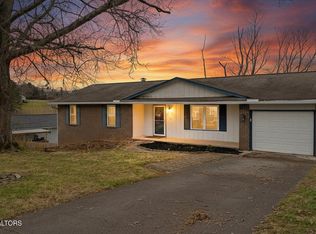 1305 Whittbier Dr, Knoxville, TN 37932