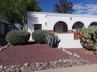 90 W Camino Manzana, Green Valley, AZ 85614
