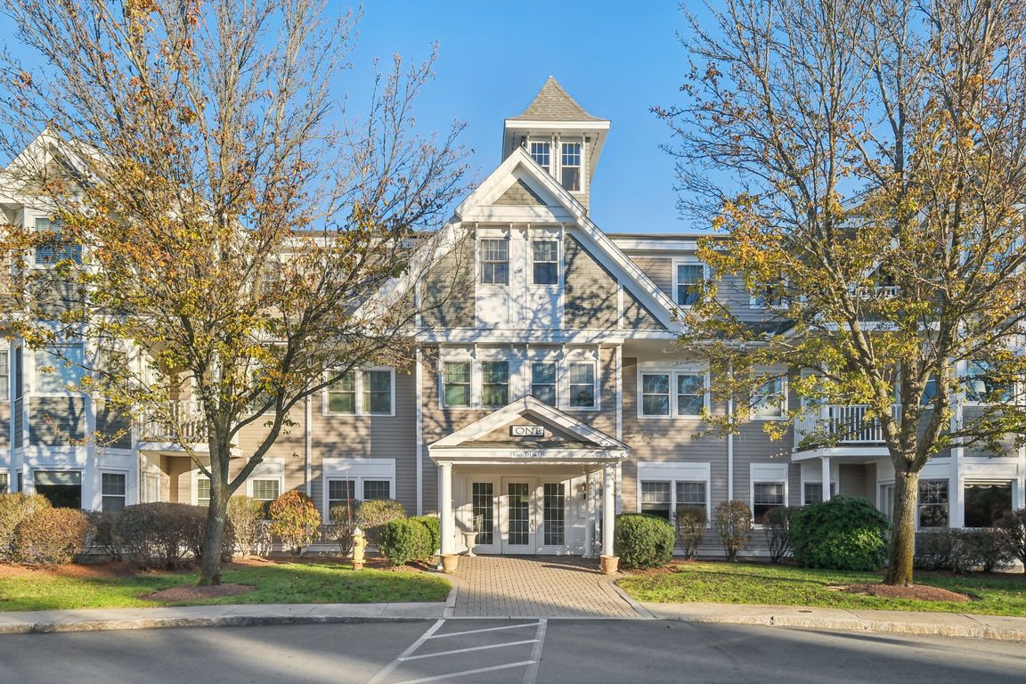 Technology Dr-S1911-001.jpg