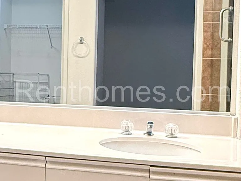 11553 Westview Pkwy — Photo 16