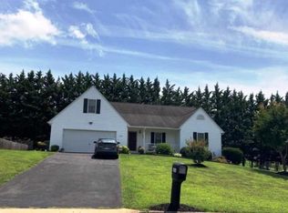 204 Devon Ct, Waynesboro, VA 22980