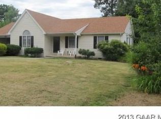 385 Cooper Dr, Stuarts Draft, VA 24477