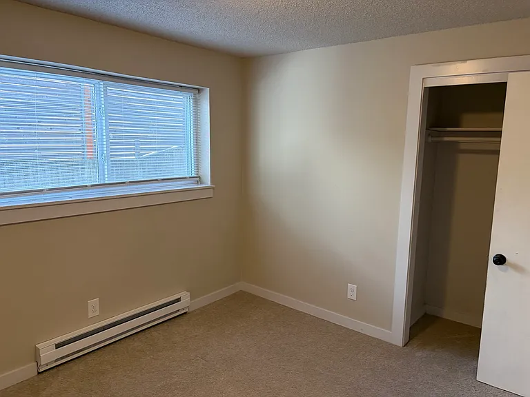 5017 Sand Point Pl NE — Photo 30