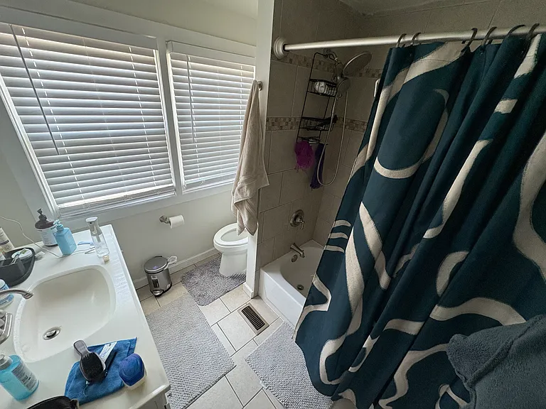 4077 Cornelius Ave — Photo 4