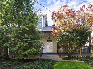 5664 Darlington Rd, Pittsburgh, PA 15217