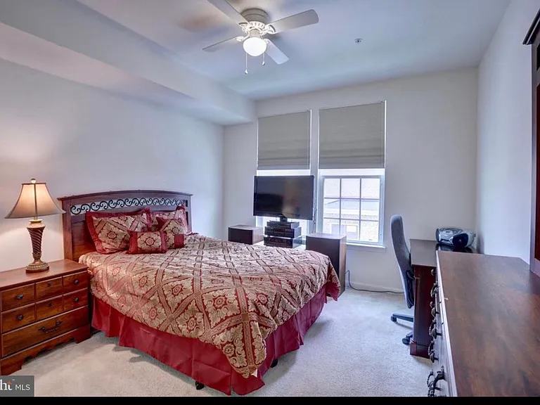13728 Atlantis St #7L — Photo 6