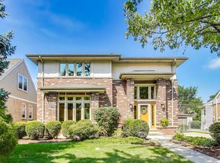 1632 S Vine Ave, Park Ridge, IL 60068