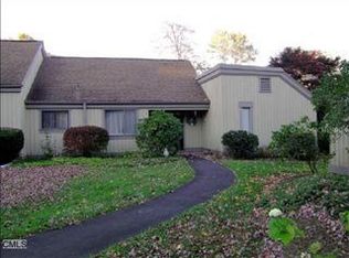 26B Heritage Vlg, Southbury, CT 06488