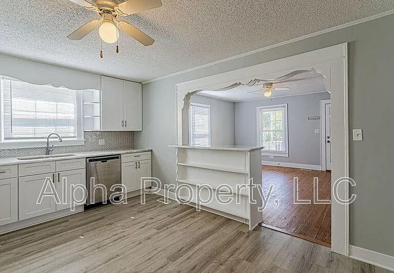407 Cedar Lane Rd — Photo 9