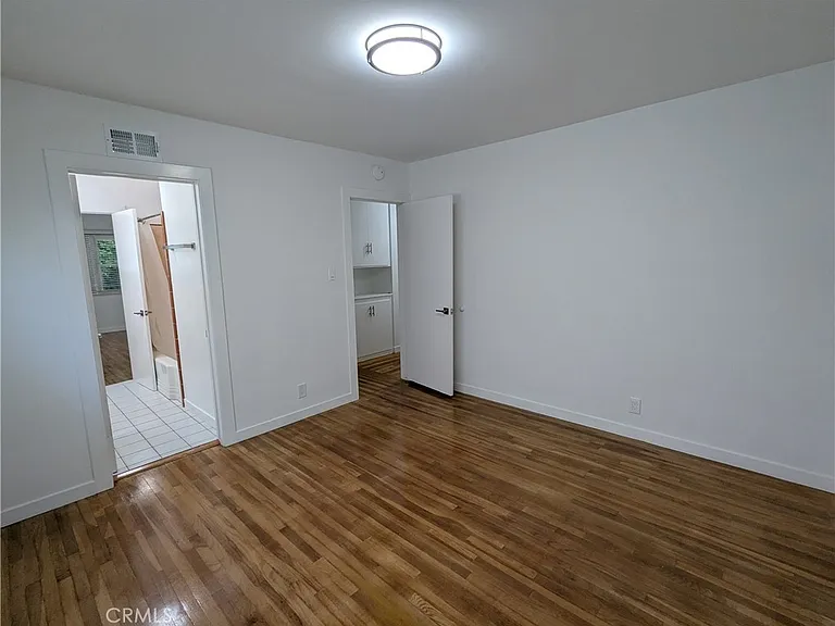 6829 McLennan Ave — Photo 25