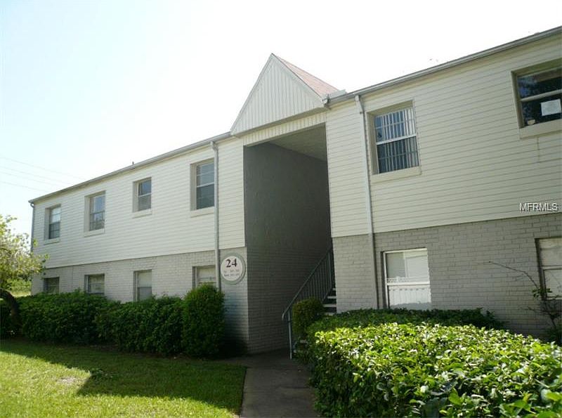 1st image of 7210 N Manhattan Ave APT 2422