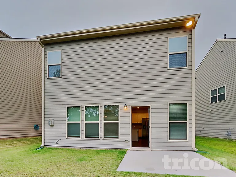 3440 Baylor Cir — Photo 15