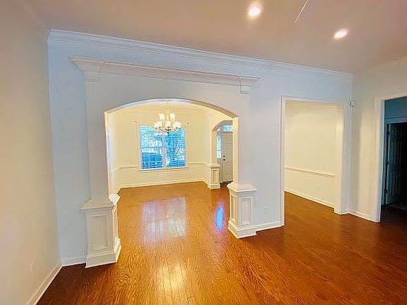 4th image of 4730 Blackwater Dr