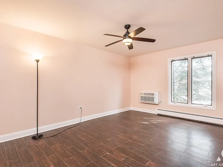 1049 Ogden Ave #212 — Photo 10
