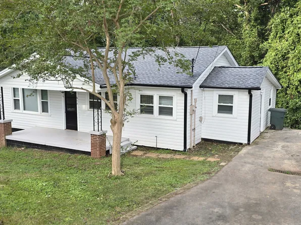 615 W Grady St, Seneca, SC 29678