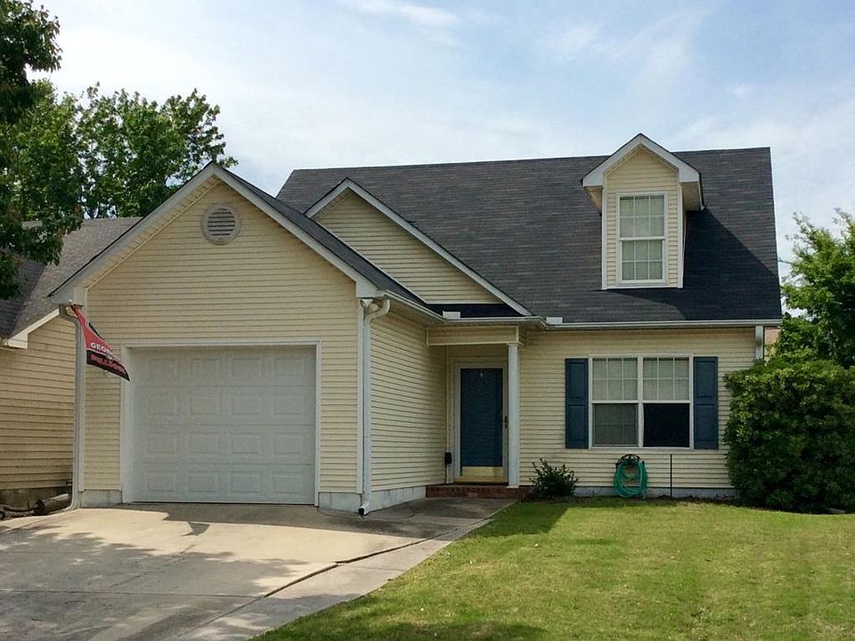 1st image of 4421 Summerlin Dr