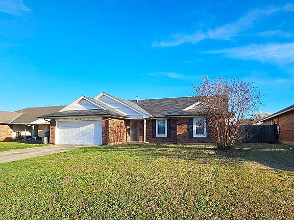2nd image of 10417 Fairfax Ln