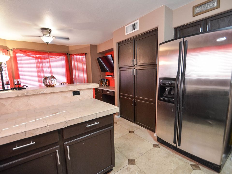 1st image of 3803 W Tonopah Dr