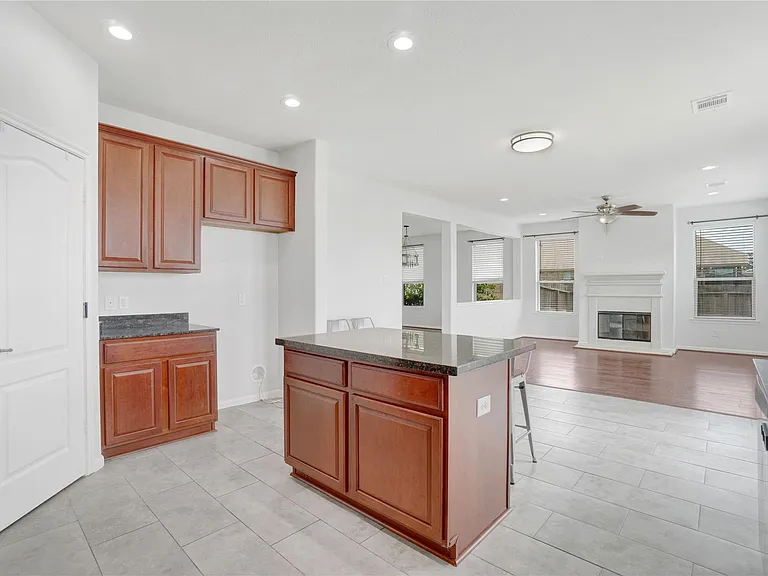 10514 Kentington Oak Dr — Photo 21
