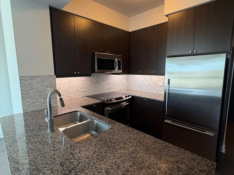 25 Fontenay Ct #801 — Photo 3