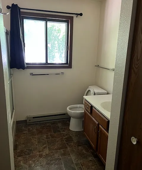 4-716 Medary Ave S — Photo 2