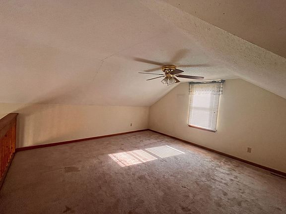 3rd image of 20838 Cedar Dr NW