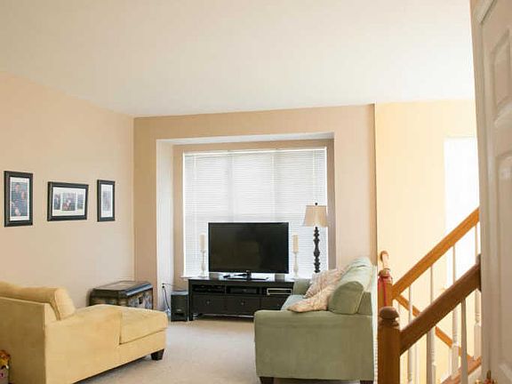 5th image of 6108 Asher Ct