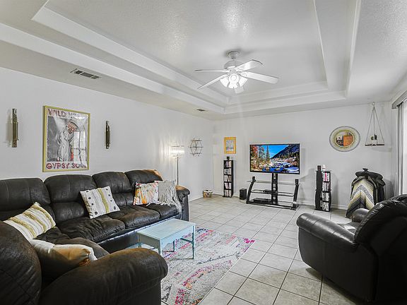 3rd image of 131 Oakwood Drive