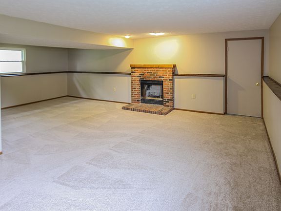3rd image of 4754 Leybourne Dr