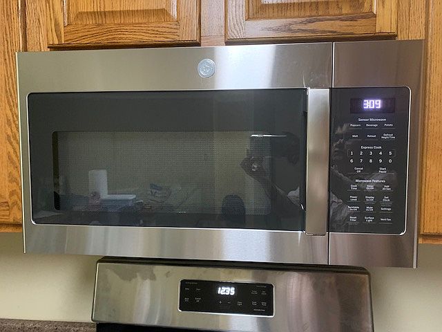 Stainless microwave oven