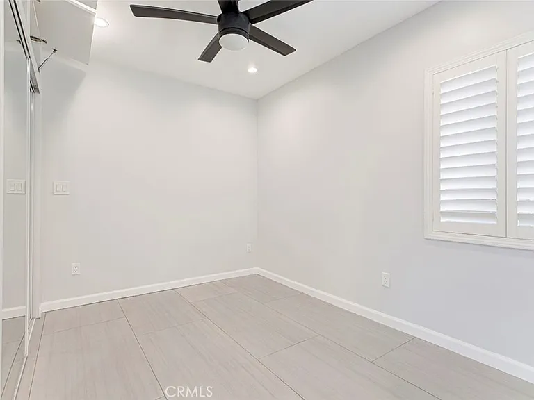 14728 Kingsbury St — Photo 10