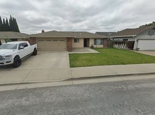 1521 Ghione Dr, Hollister, CA 95023