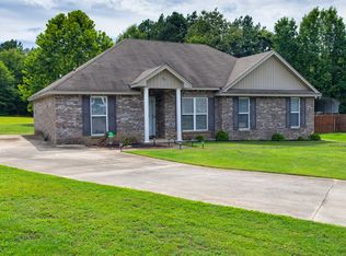 57 Taylor Hill Ct, Wetumpka, AL 36092