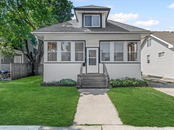 7728 14th AVENUE, Kenosha, WI 53143