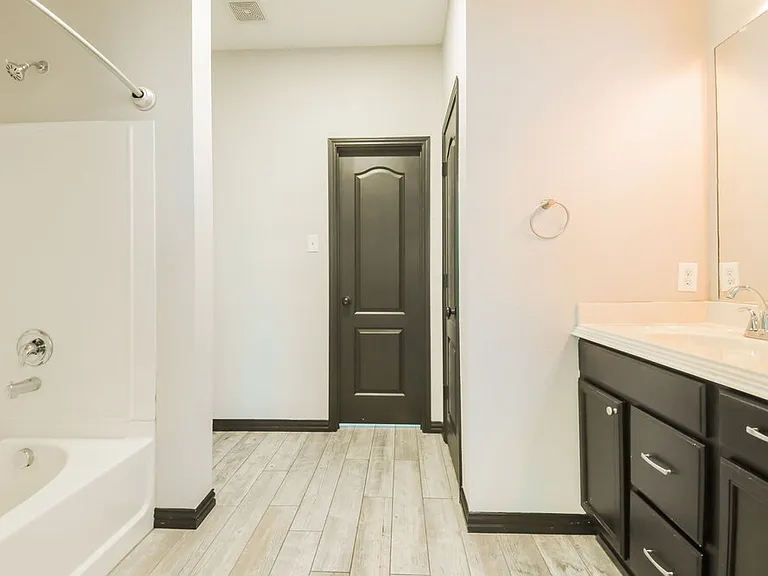 9136 Benevolent Ct — Photo 12