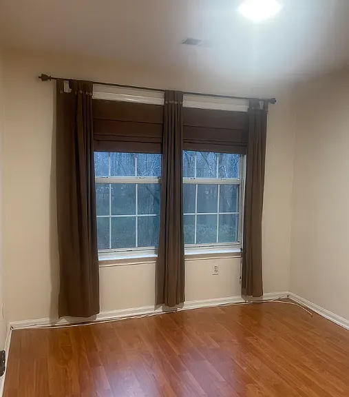 1079 Roseberry Ct — Photo 8