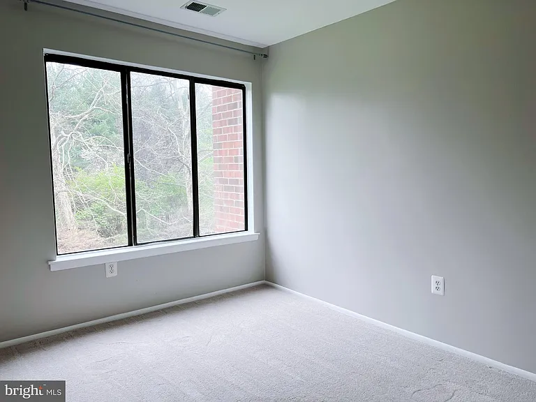 8141 Needwood Rd #102 — Photo 8