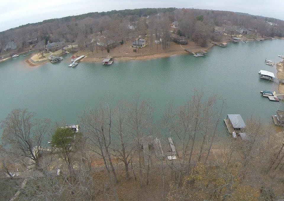 1st image of 140 Southwood Park Rd
