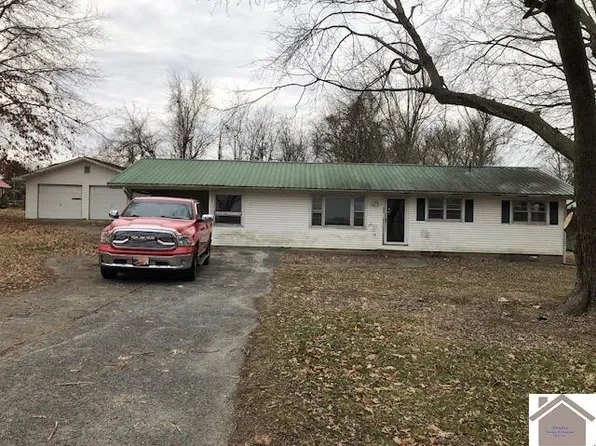 136 W Lion Dr, Salem, KY 42078