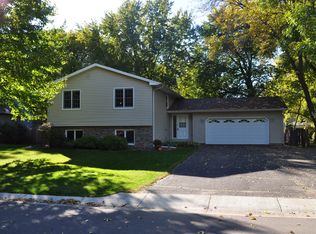 6561 Nathan Ln N, Maple Grove, MN 55369