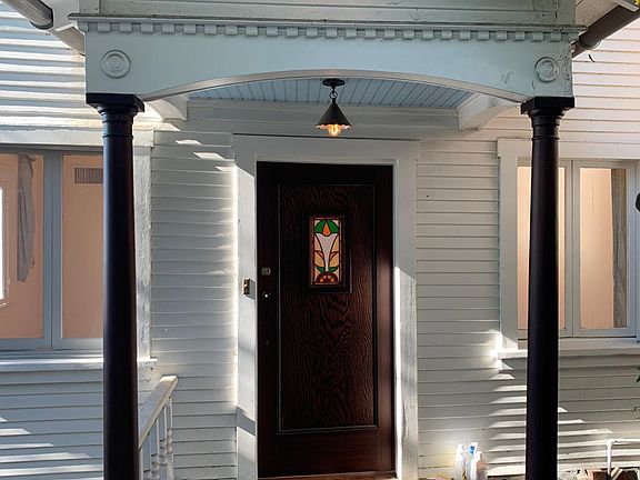 3rd image of 1809 Park Dr
