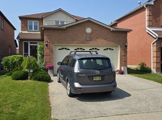 262 Senator St #BASEMENT, Pickering, ON L1V 6N2