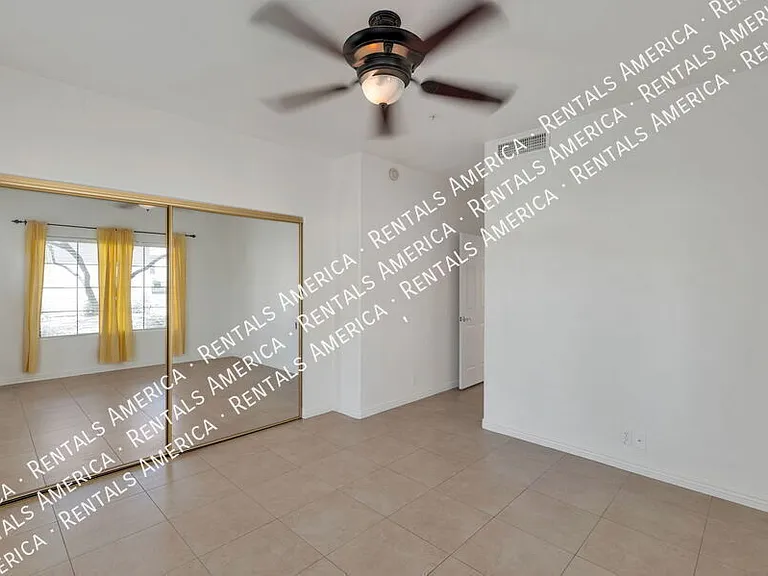 9253 N Firebrick Dr #108 — Photo 9